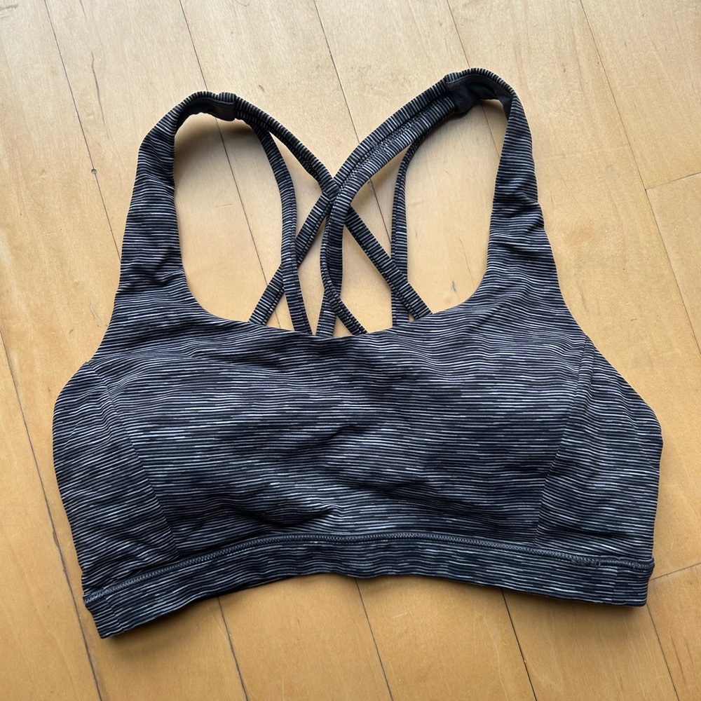 Lululemon Free to be Serene bra in size 8 in gray